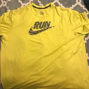Men’s Nike T-shirt